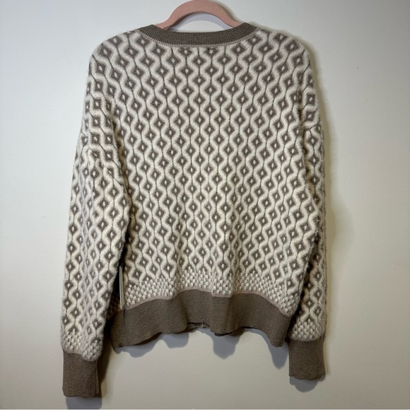 NWT cupcakes and cashmere cardigan sweater size extra large - Picture 4 of 5